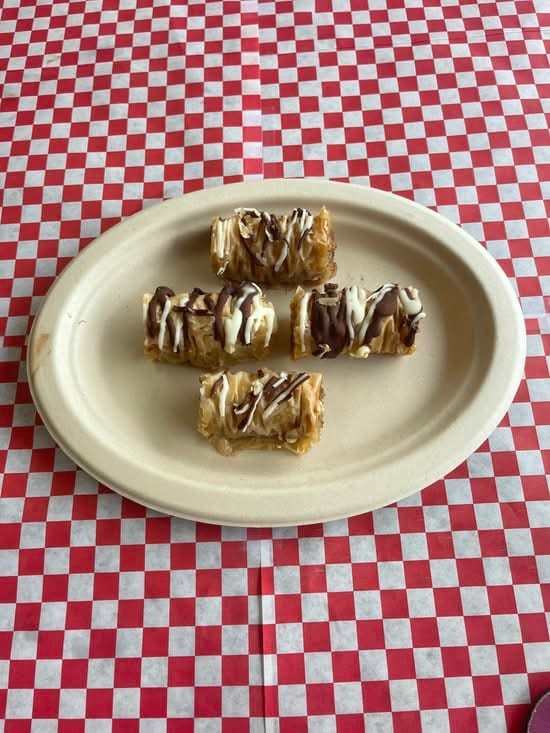 Baklava Rolls (4cs).